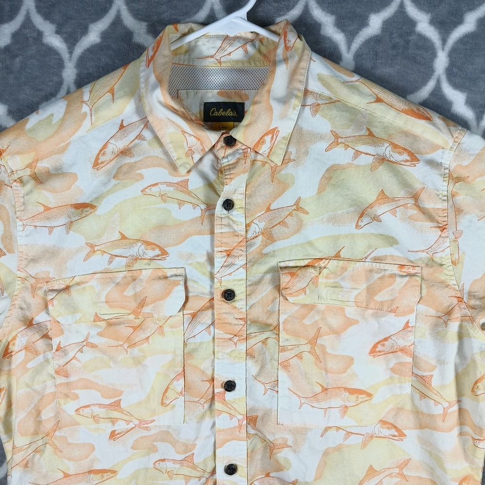 Cabelas Fishing Shirt Mens Large Fish Print Camo Button Up Vented Cotton